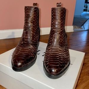 One of a kind Snake embossed leather boot from Italy! Size 37